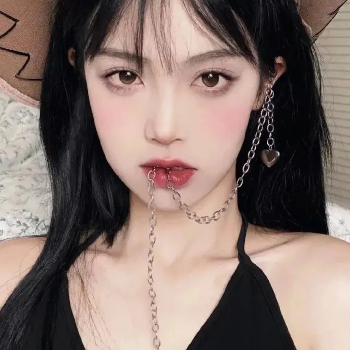 北京女子图鉴之整容大师 海报